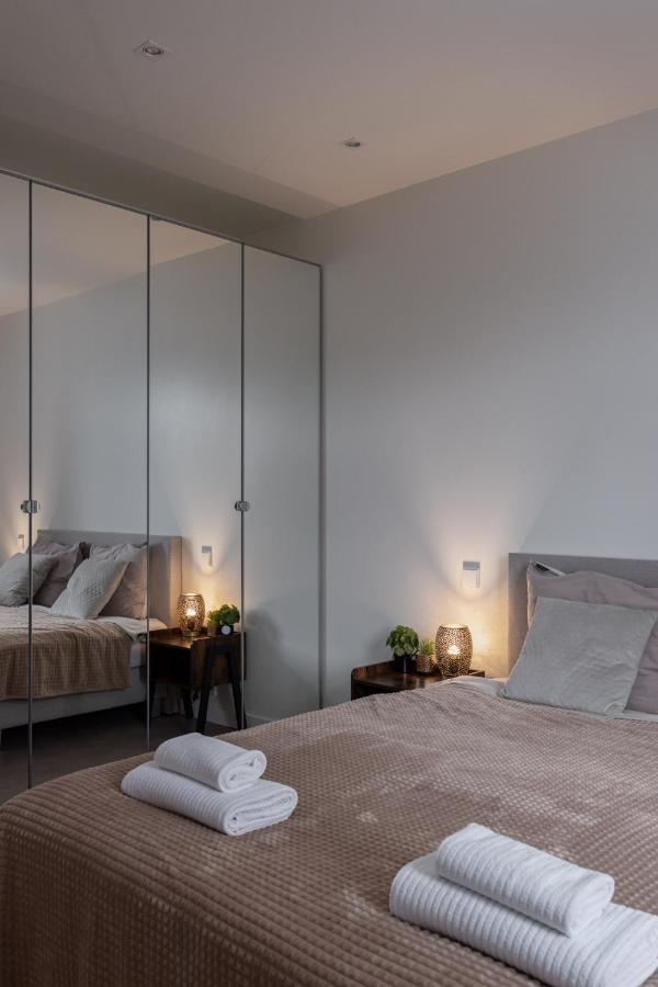 Kipsala Apartments With Free Parking Riga Bagian luar foto