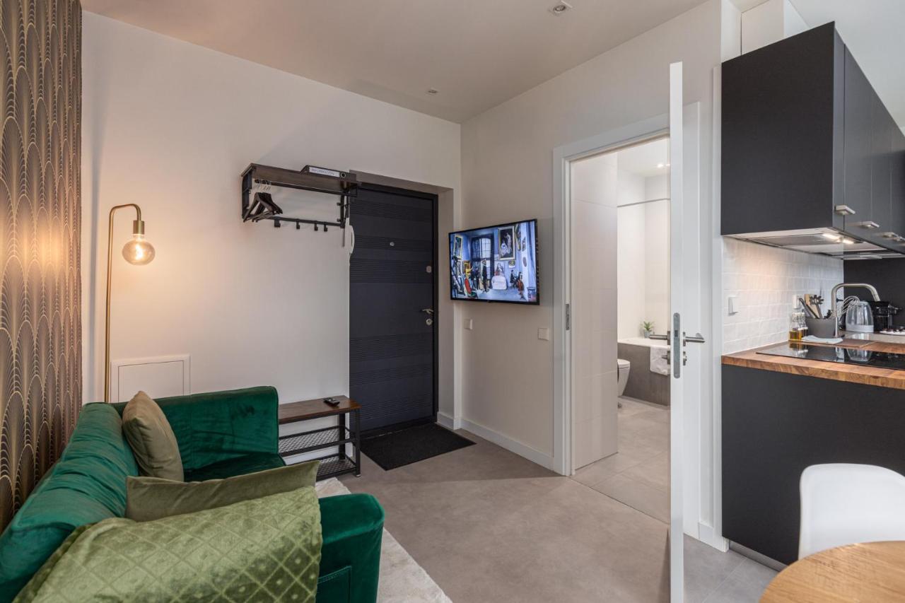 Kipsala Apartments With Free Parking Riga Bagian luar foto