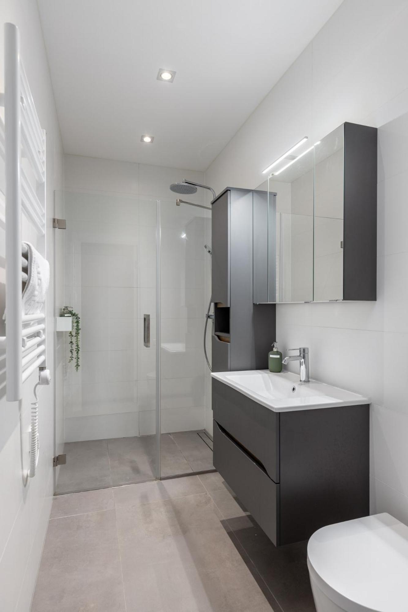 Kipsala Apartments With Free Parking Riga Bagian luar foto